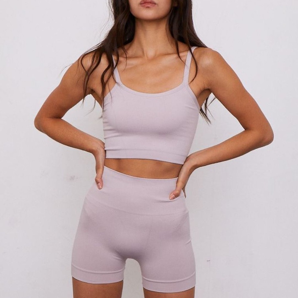 Set active body crop and bike shorts set